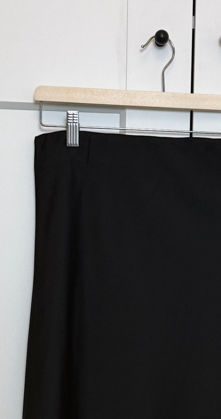 JUNE - JUPE LONGUE SATIN NOIR