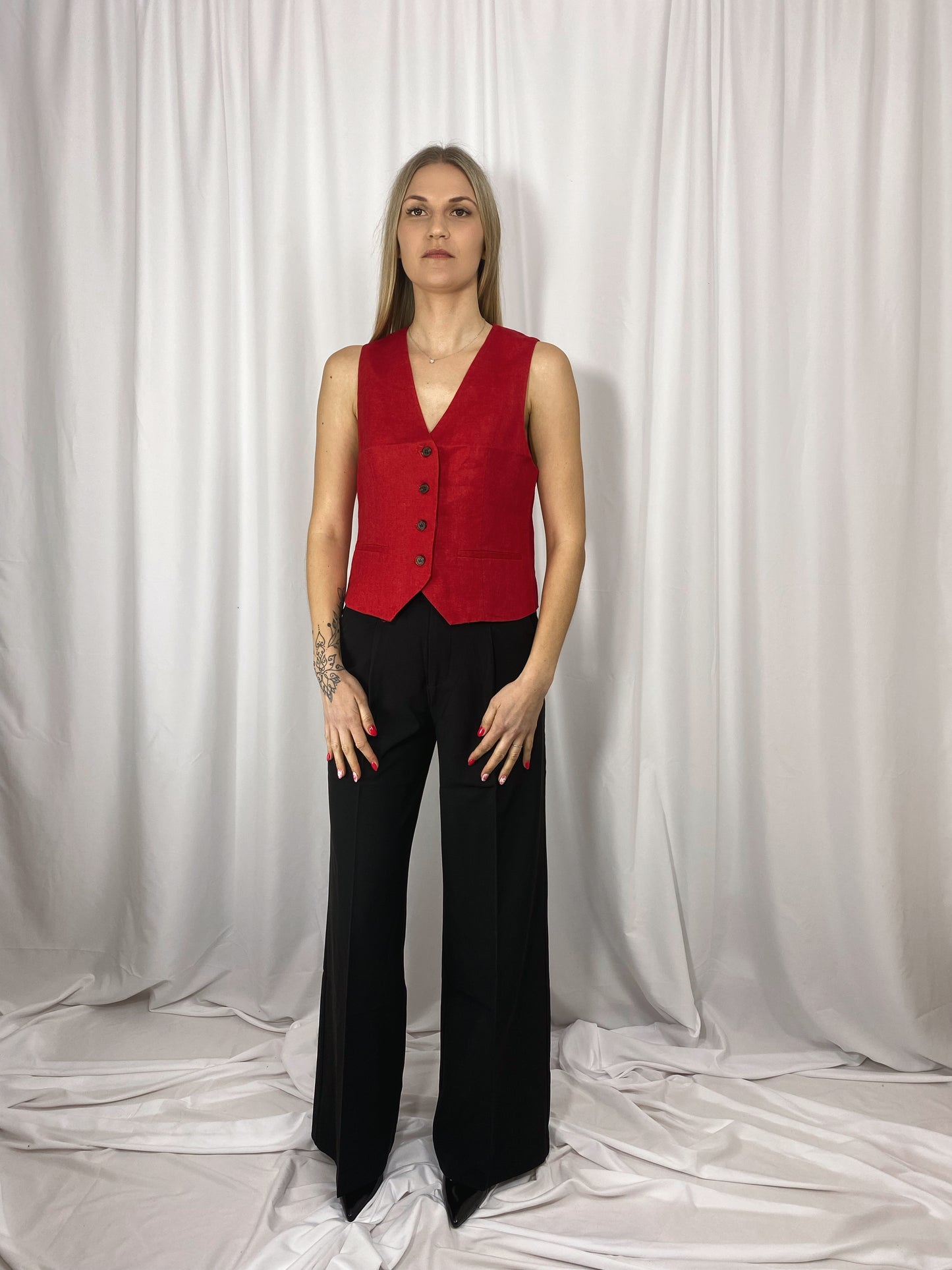 Vue dos du gilet en lin rouge Alba Maison Clémentine