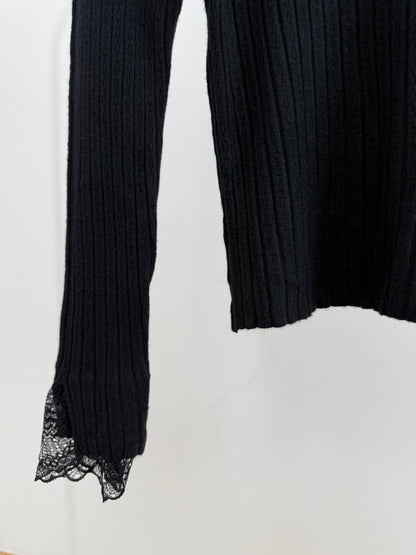 Pull Juliette zoom dentelle