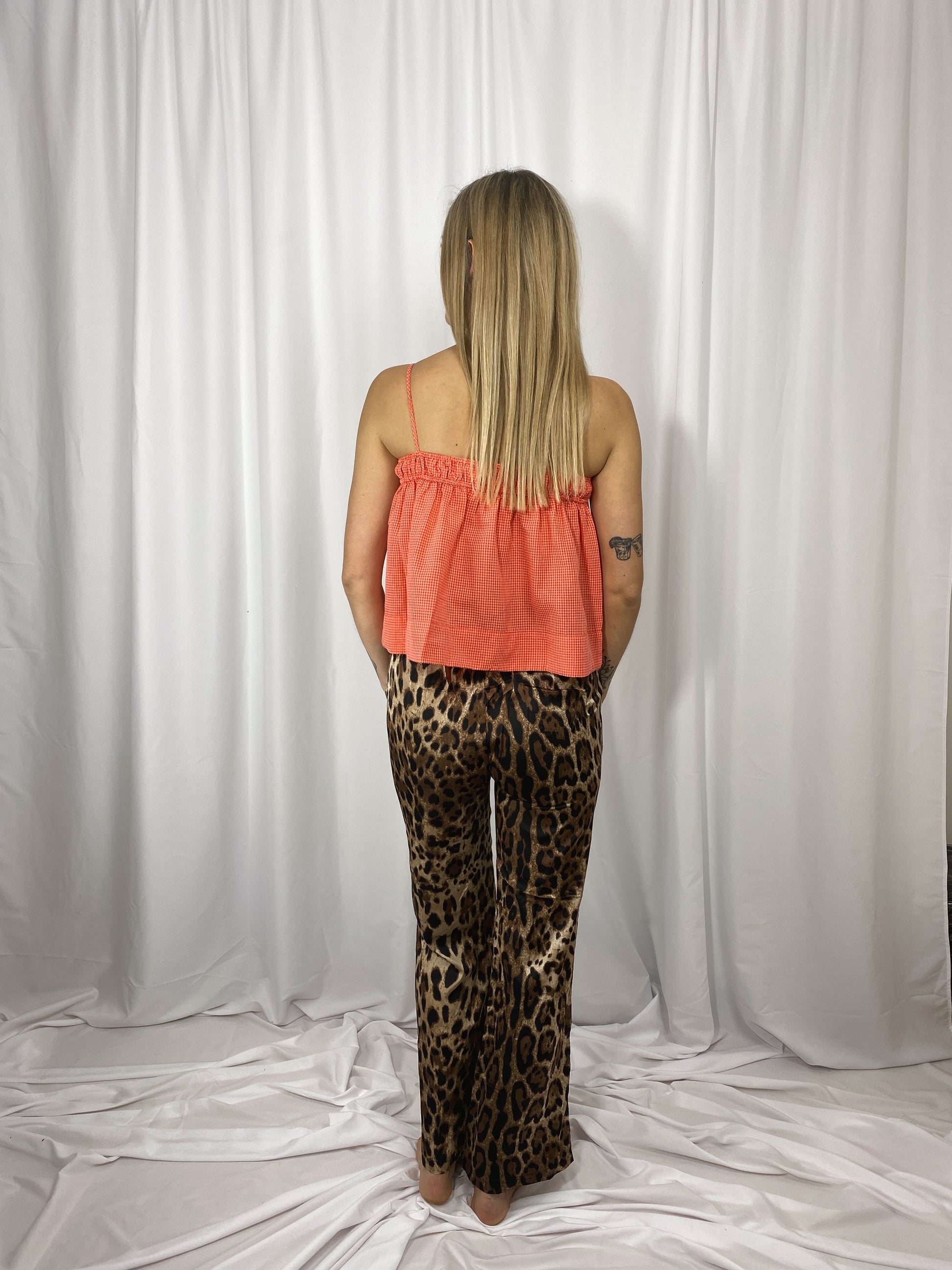 Blouse vichy rouge d’été – Vue de dos